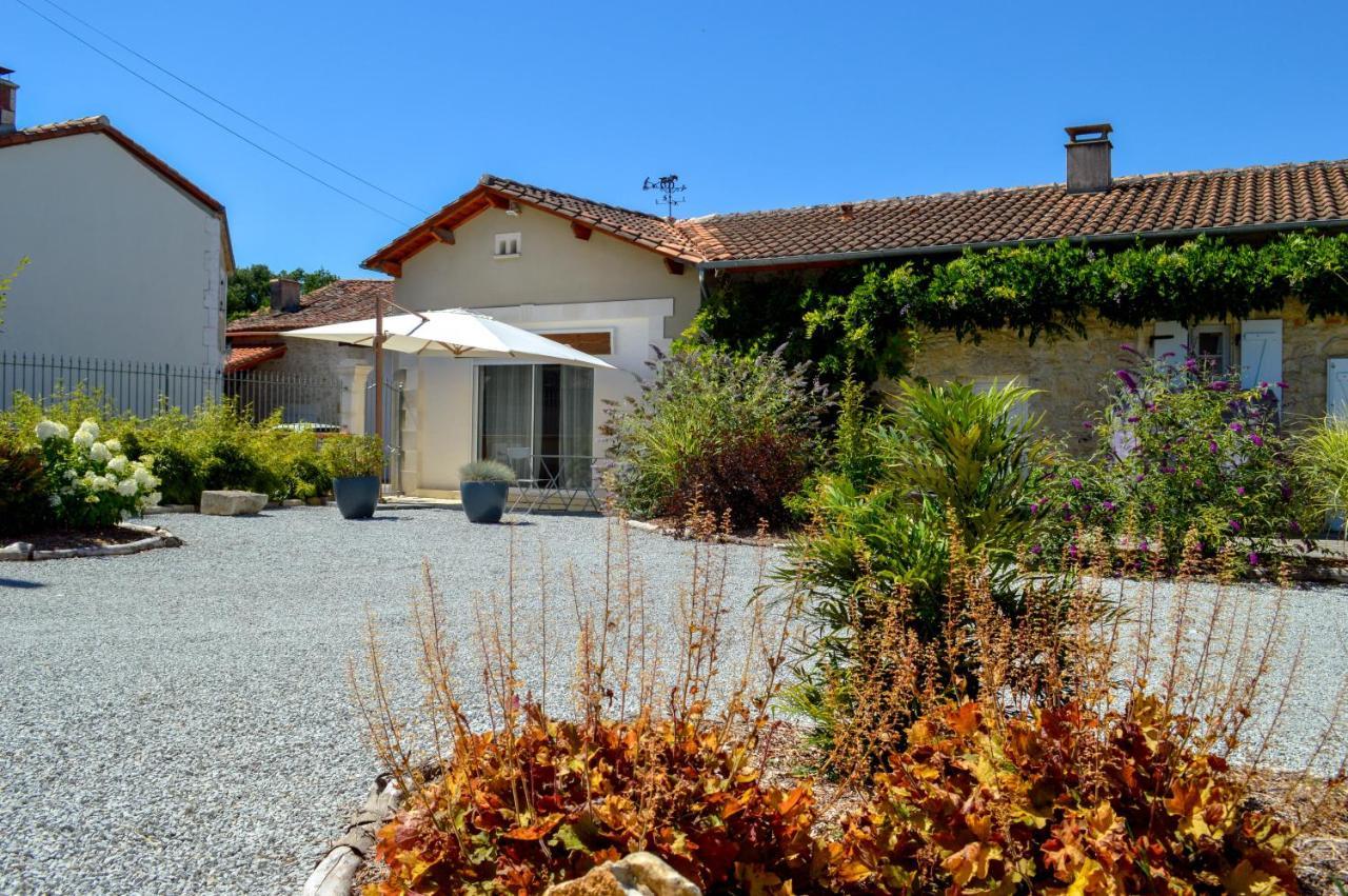 La Rochette  Grande Chambre D'Hote Les Chats-Pitres Bed & Breakfast エクステリア 写真