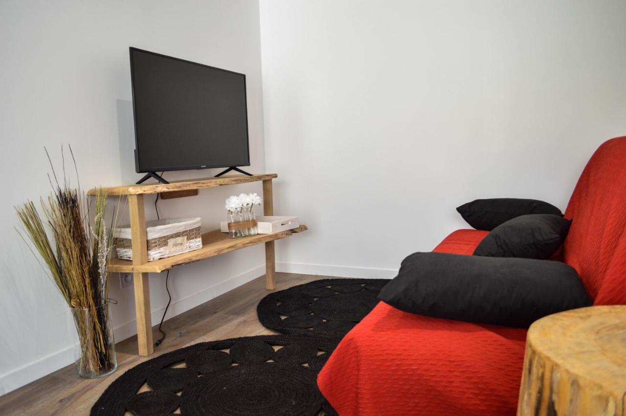 La Rochette  Grande Chambre D'Hote Les Chats-Pitres Bed & Breakfast エクステリア 写真